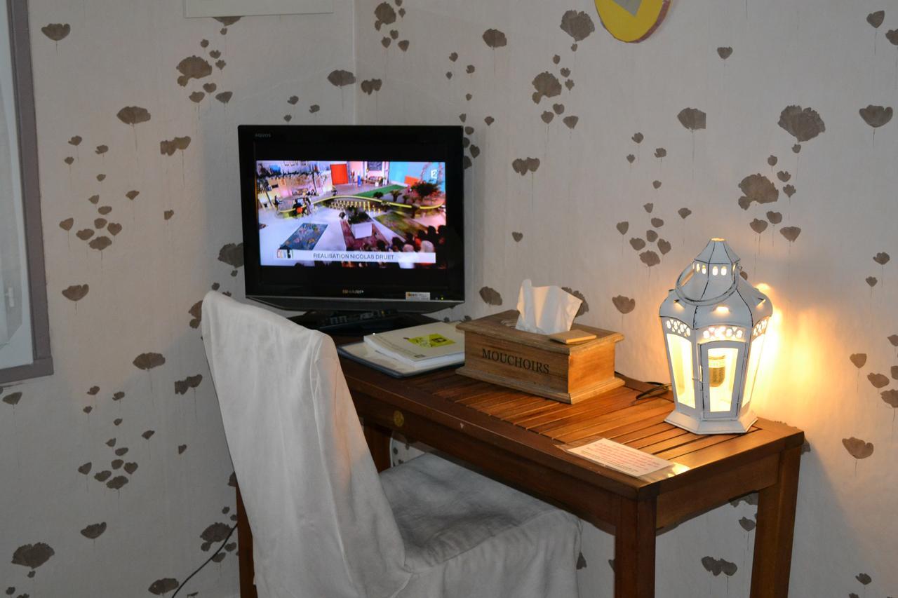 מלון Vezenobres Logis Le Relais Sarrasin מראה חיצוני תמונה